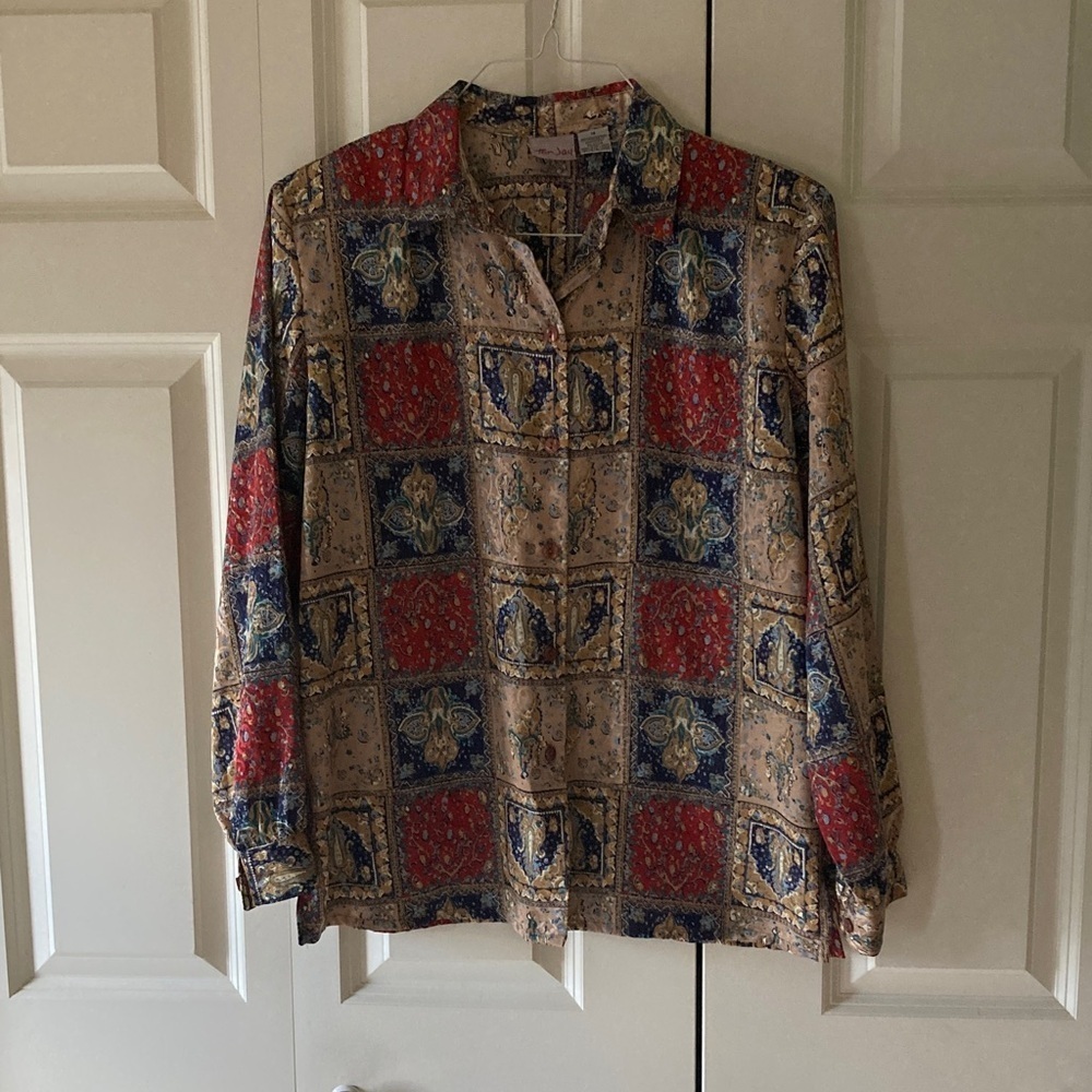 Tan Jay women's 14 button down blouse multi colored business or casual vintage